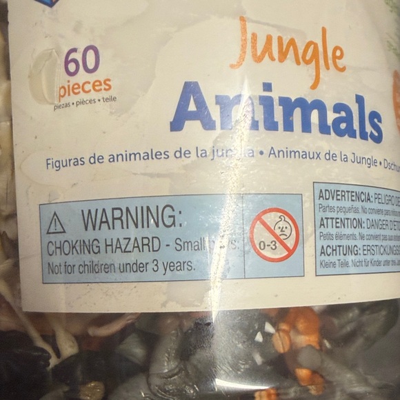 Jungle Animals Set - Red and Black - Picture 6 of 6